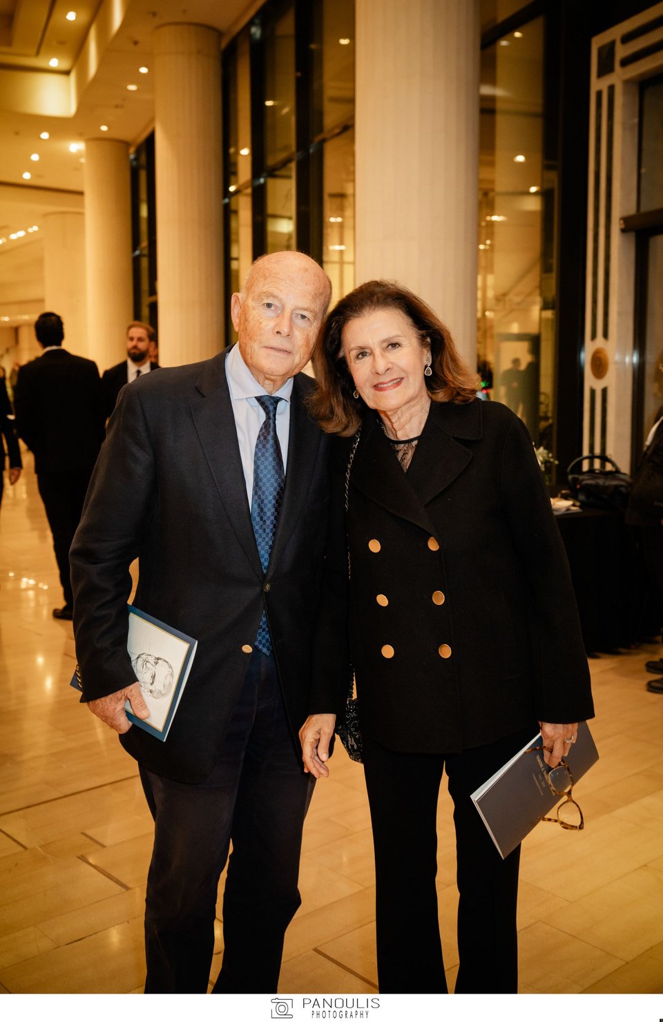 ΝΙΚΟΣ ΤΣΑΒΛΙΡΗΣ, ΜΑΪΡΑ ΤΣΑΒΛΙΡΗ