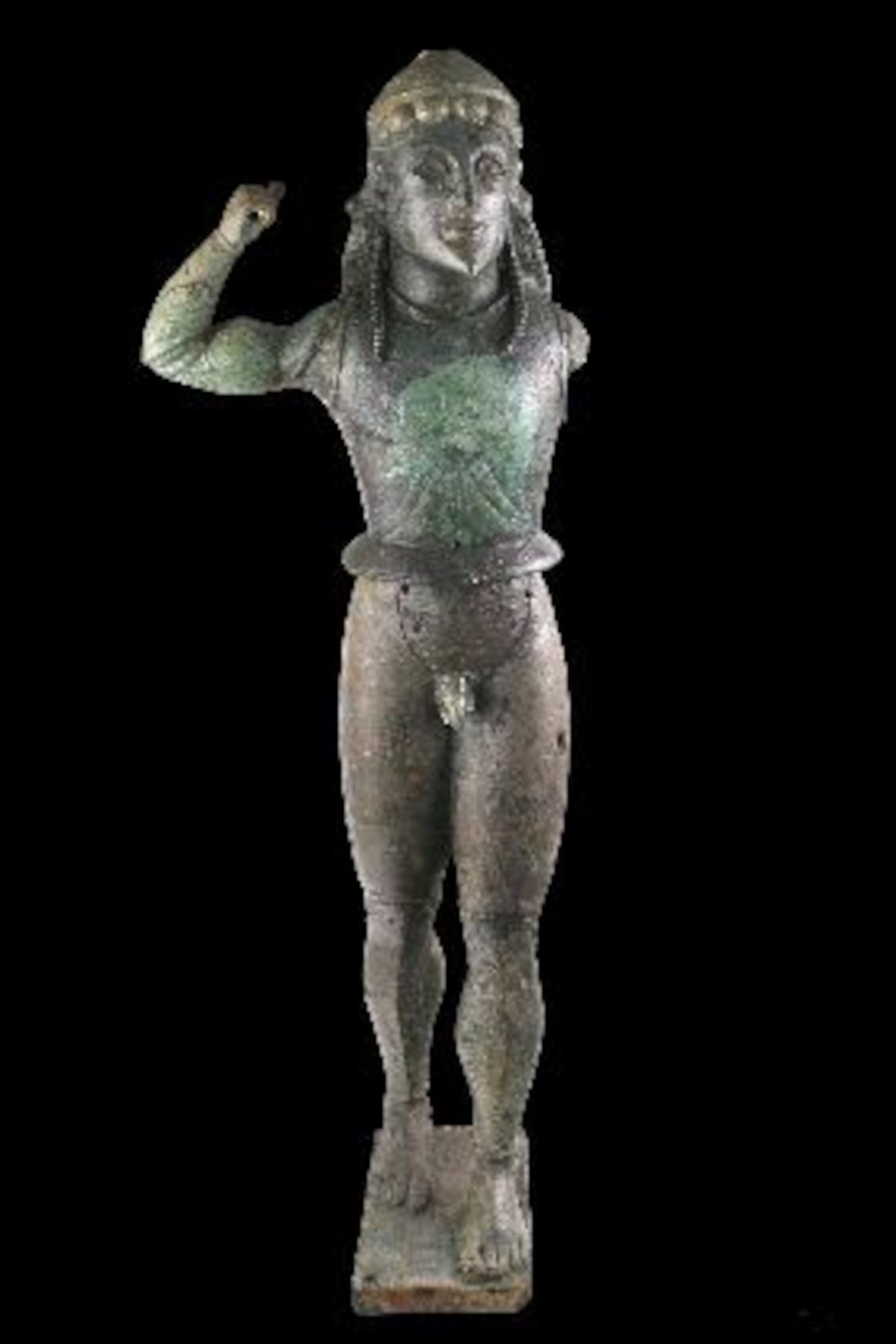 Το χάλκινο άγαλμα με τη μορφή οπλίτη