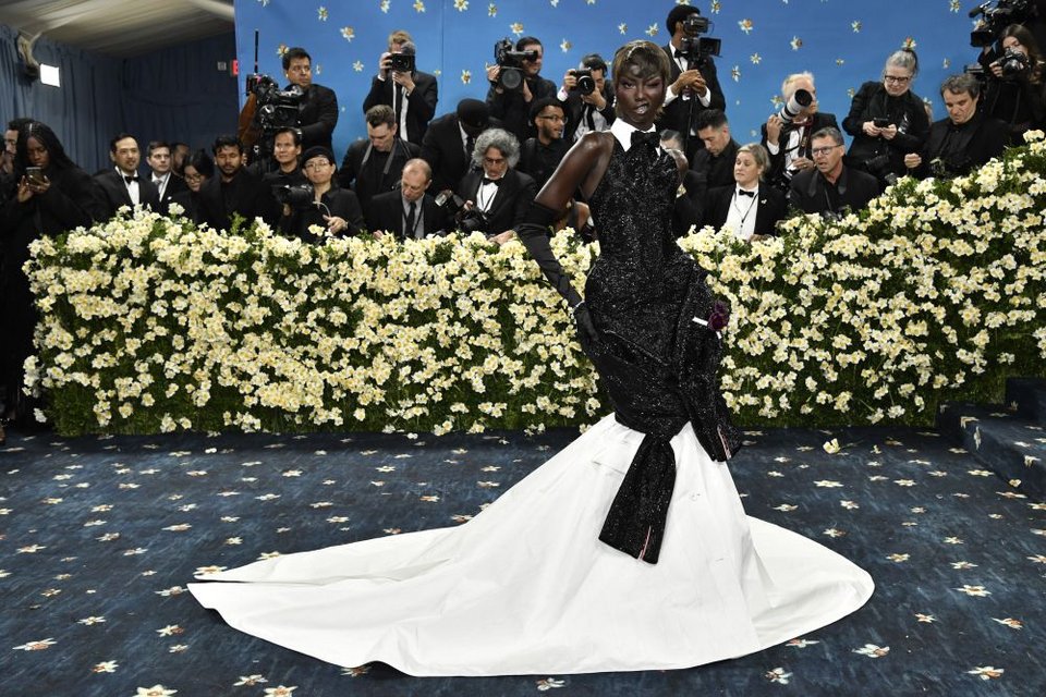 Η κριτική επιτροπή του BFC έστεψε την Άνοκ Γιάι «Μοντέλο της Χρονιάς»  / apimages