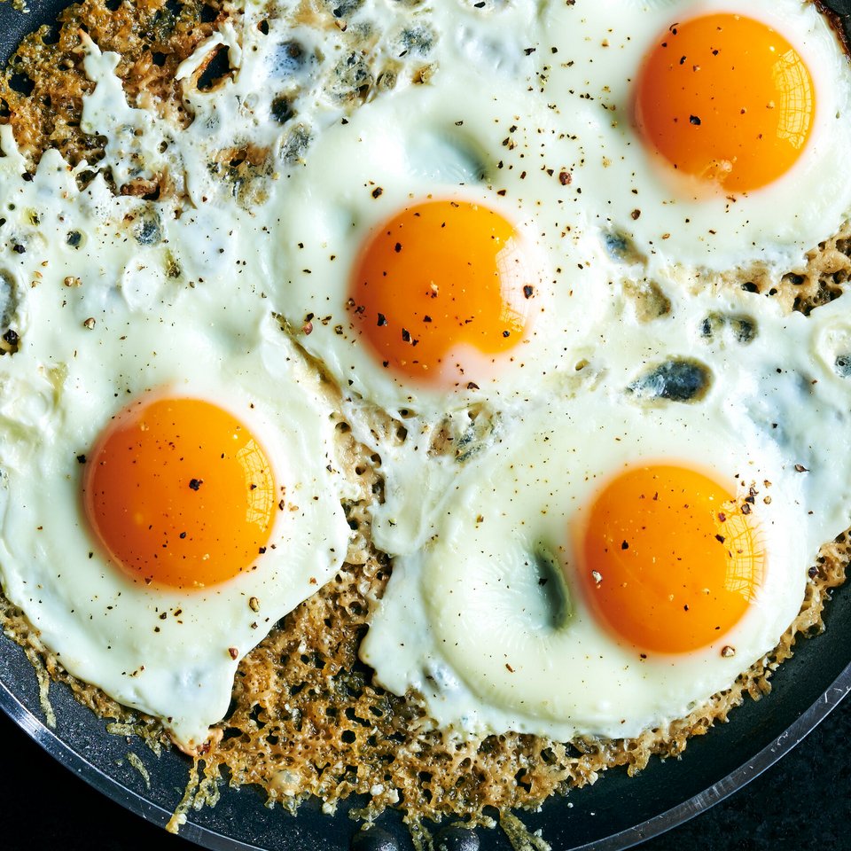 Από κρόκο ρευστό μέχρι μελάτο ή εντελώς σφιχτό, το air fryer τα καταφέρνει όλα / SHUTTERSTOCK