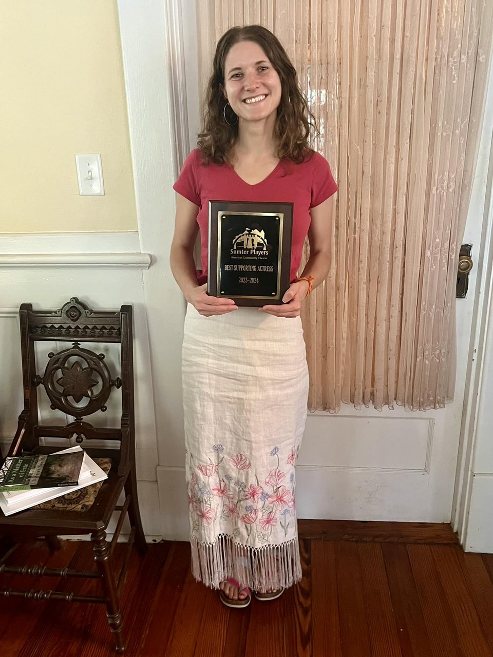 Για τη Szuflita, 31 ετών, η ιστορία αυτή δεν ήταν τόσο παράλογη όσο  ακούγεται. Μεγάλωσε στο Μπρούκλιν και, ως έφηβη, πέρασε φευγαλέα από τον  κόσμο της fast fashion / FACEBOOK