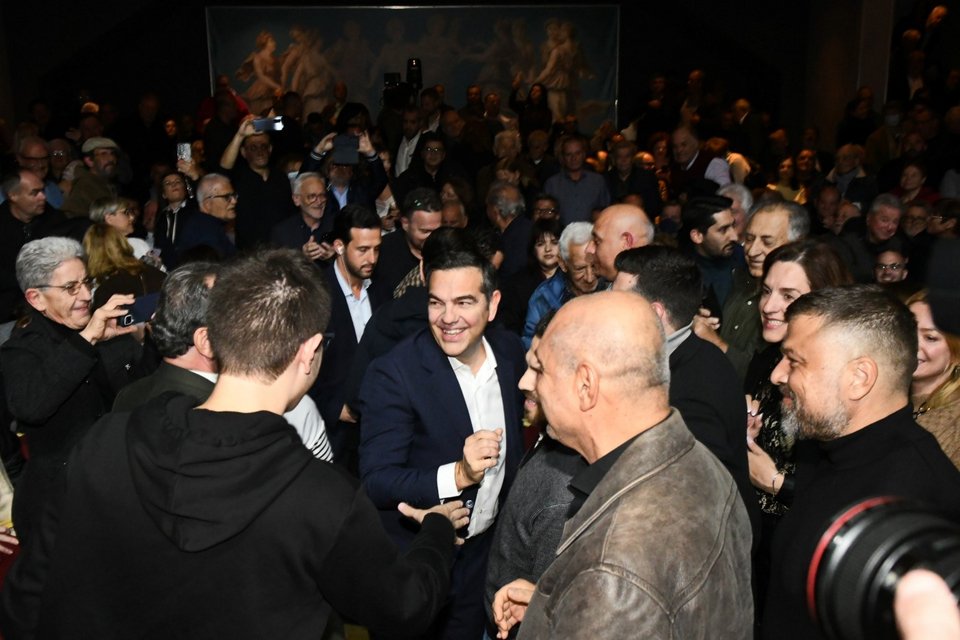 Ο Αλέξης Τσίπρας κατά την είσοδό του στον πολυχώρο Royal στην Πάτρα / φωτογραφία: Intimenews-ΑΛΕΞΟΠΟΥΛΟΣ ΑΝΔΡΕΑΣ