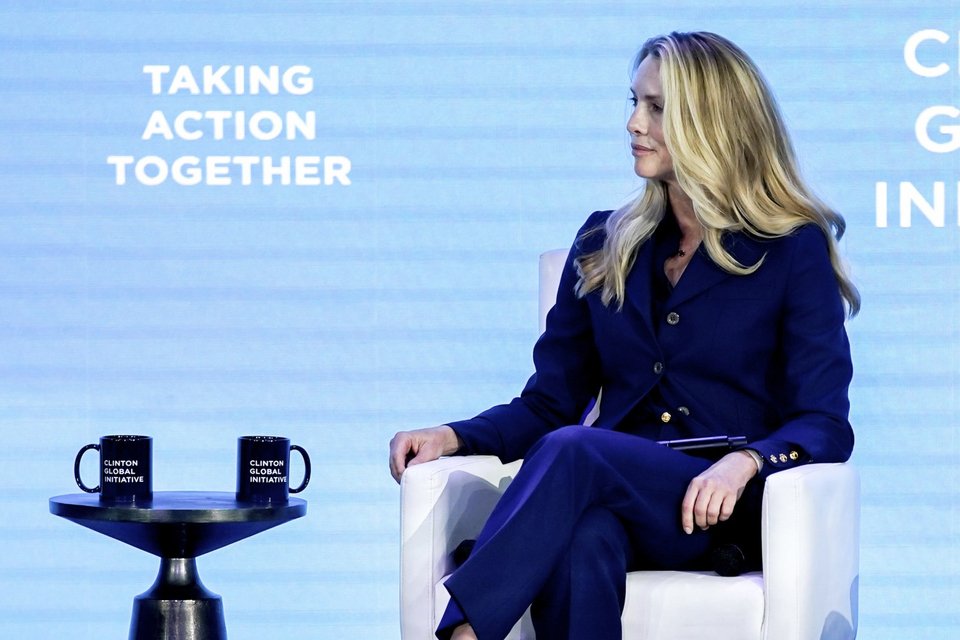 Λορίν Πάουελ Τζομπς 