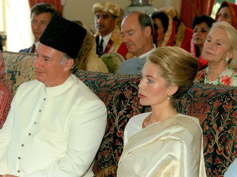 Ο Αγά Χαν και η Γκαμπριέλα τσου Λάινινγκεν 