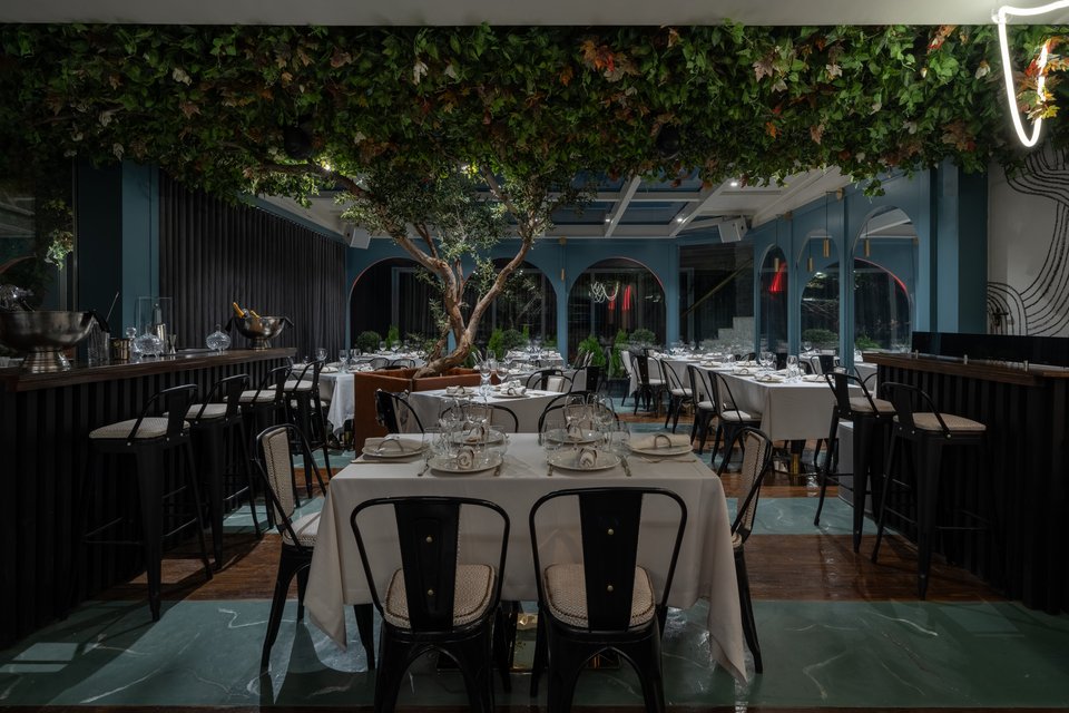 Μυστηριώδης και χαλαρή ταυτόχρονα διακόσμηαη σε mix &amp; match στυλ. 