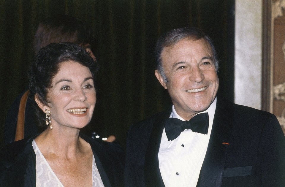 Η Μάργκαρετ Ο’Μπράιεν με τον ηθοποιό και χορευτή Τζιν Κέλι το 1979