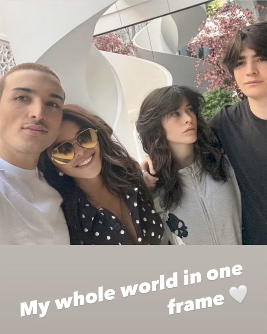 Η Λόρεν Σάντσεζ με τα παιδιά της / Φωτογραφία: Instagram