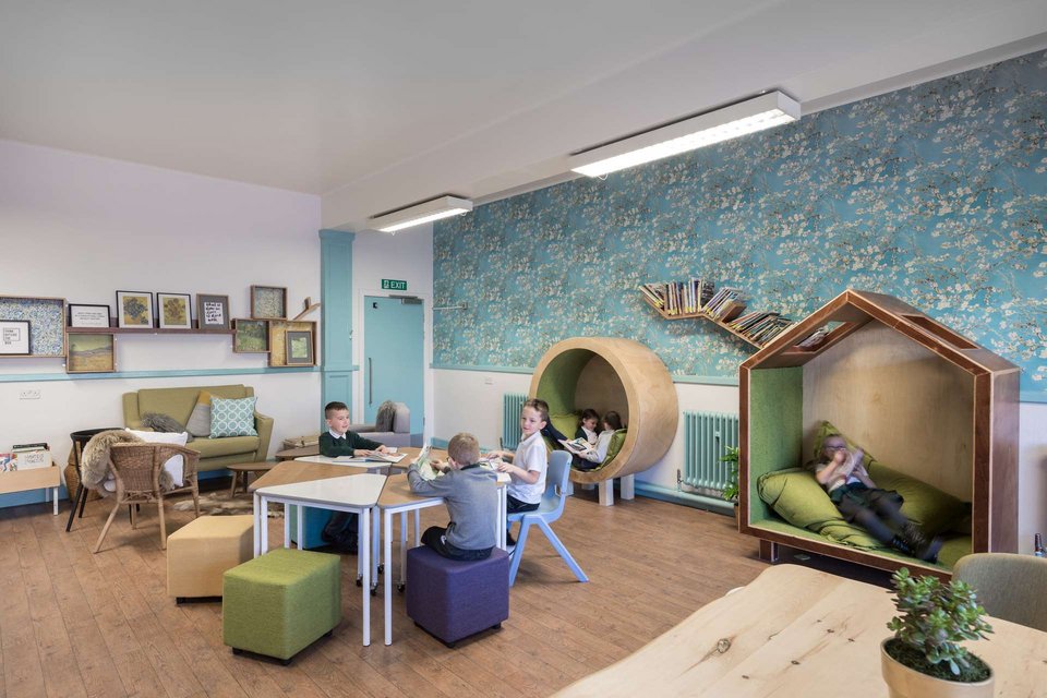 Καθώς οι διαγνώσεις αυτισμού και ΔΕΠΥ αυξάνονται, όλο και περισσότερες οικογένειες επανεξετάζουν τον τρόπο με τον οποίο το σπίτι τους μπορεί να στηρίξει διαφορετικούς τρόπους λειτουργίας του εγκεφάλου / SHUTTERSTOCK