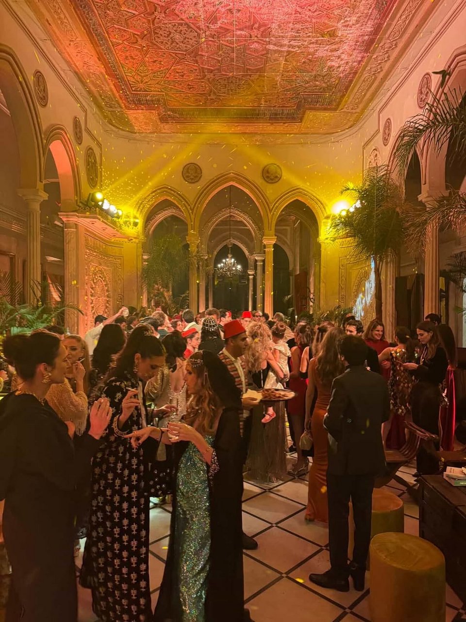 Το λαμπερό πάρτι