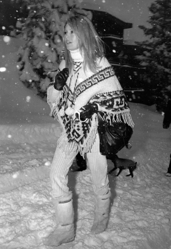 Η Μπριζίτ Μπαρντό στα χιόνια / GETTY