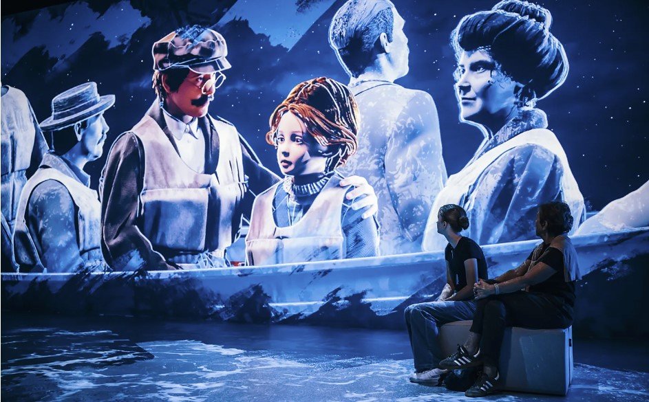 Η αυξανόμενη δημοφιλία των immersive εμπειριών γύρω από τον Τιτανικό δείχνει πώς η σύγχρονη πολιτιστική βιομηχανία επανεφευρίσκει την ιστορική τραγωδία, μετατρέποντάς την σε βιωματικό προϊόν / INSTAGRAM