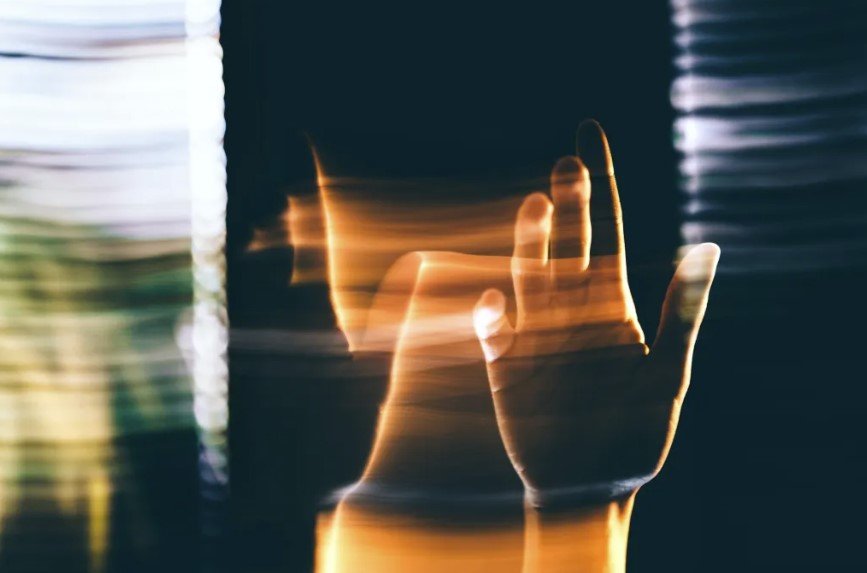 Σε μια από τις πιο ακραίες εκφάνσεις της ψύχωσης, πέταξε όλα του τα  υπάρχοντα, πεπεισμένος ότι επρόκειτο σύντομα να «ανέβει» σε μια ανώτερη  διάσταση ύπαρξης / SHUTTERSTOCK