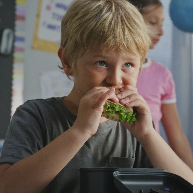 Λαμβάνοντας υπόψη ότι τα παιδιά της Generation X πέρασαν μεγάλο μέρος των διαμορφωτικών τους χρόνων με περιορισμένη καθοδήγηση, δεν προκαλεί έκπληξη το ότι η ανεξαρτησία τους αναφέρονται τόσο συχνά / SHUTTERSTOCK