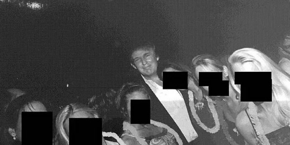 Ο Ντόναλντ Τραμπ στις νέες φωτογραφίες που δημοσιεύθηκαν για την υπόθεση Έπσταϊν