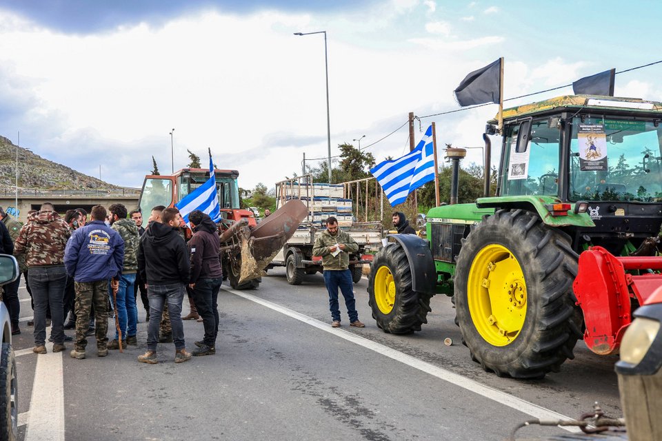 Συνεχίζονται και σήμερα οι πανελλαδικές κινητοποιήσεις των αγροτών / Φωτογραφία EUROKINISSI  