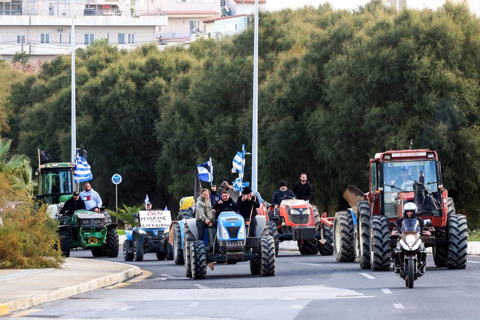 Συνεχίζονται και σήμερα οι πανελλαδικές κινητοποιήσεις των αγροτών / Φωτογραφία EUROKINISSI 