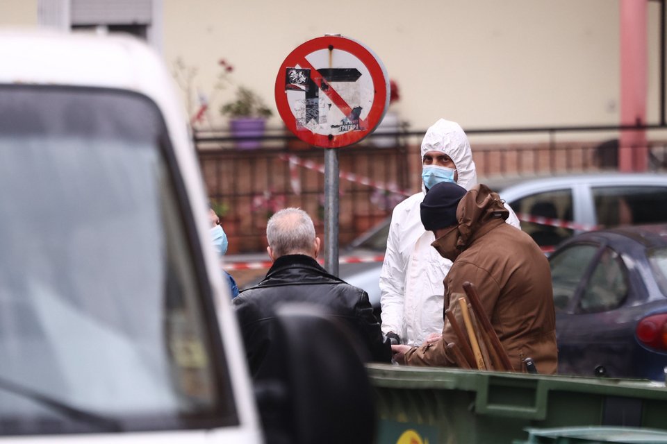 Έρευνες στο σημείο της έκρηξης στον Εύοσμο Θεσσαλονίκης / Eurokinissi