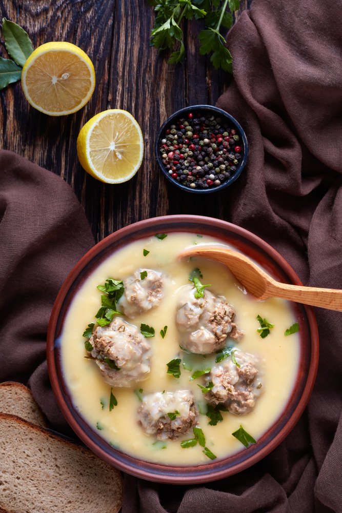 Γιουβαρλάκια αυγολέμονο / Φωτογραφία: Shutterstock