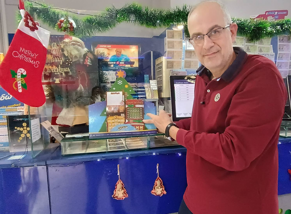 Δημήτρης Σαρόγλου, ιδιοκτήτης καταστήματος ΟΠΑΠ στην οδό Πριγκηποννήσων 18 στην Αθήνα 