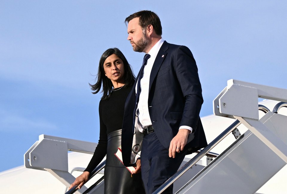 Ο αντιπρόεδρος των ΗΠΑ Τζέι Ντ Βανς με την σύζυγό του Ούσα 