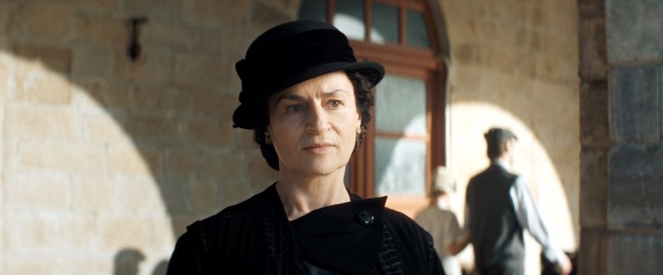 Μεγάλη Χίμαιρα νέα σειρά πρεμιέρα Πρωτοχρονιά