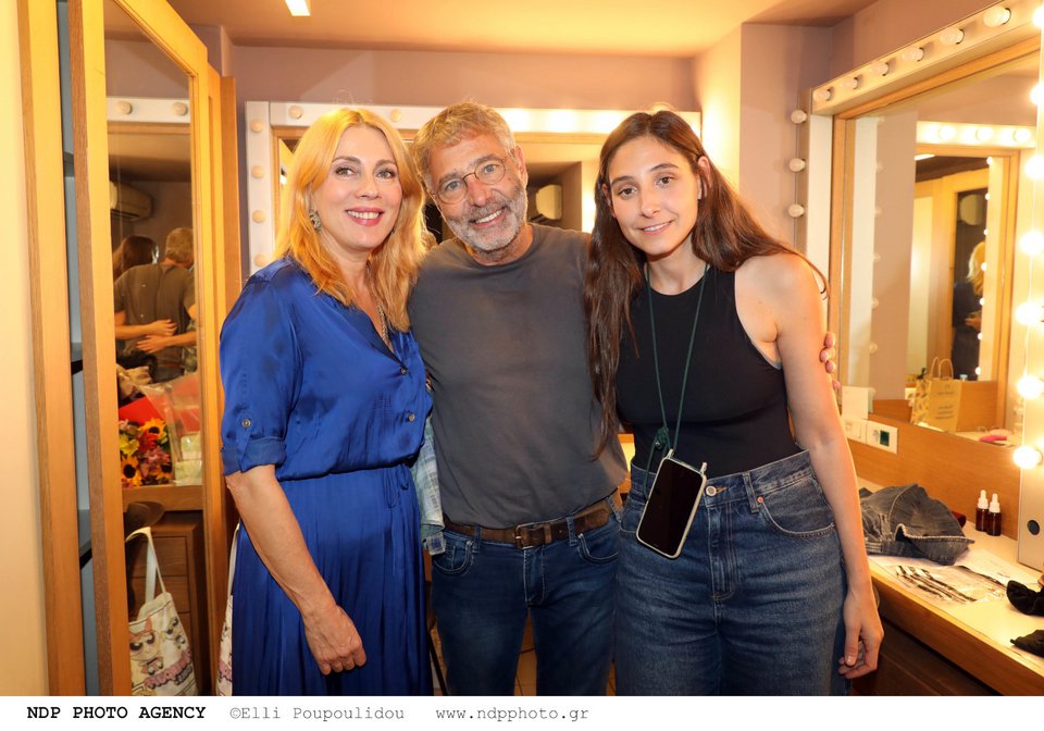 Η τελευταία κοινή εμφάνιση της Σμαράγδας Καρύδη και του Θοδωρή Αθερίδη ήταν στην πρεμιέρα της παράστασής του τον Οκτώβριο 