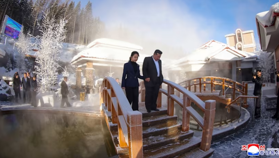 Πέντε ξενοδοχεία άνοιξαν το Σάββατο και την Κυριακή στην τουριστική ζώνη Σαμιτζιόν της Βόρειας Κορέας / Korean Central News Agency (KCNA)