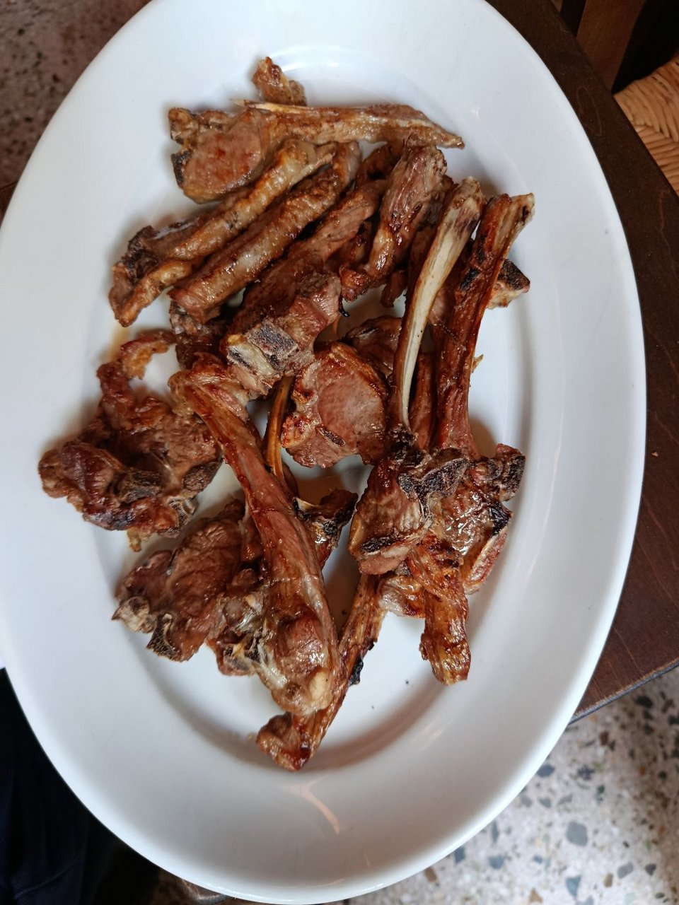 παϊδάκια στο Manari