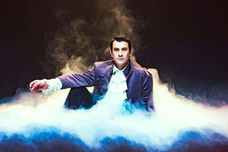 Η παράσταση θα παρουσιαστεί στην Αθήνα, στο θέατρο Φιλίπ 