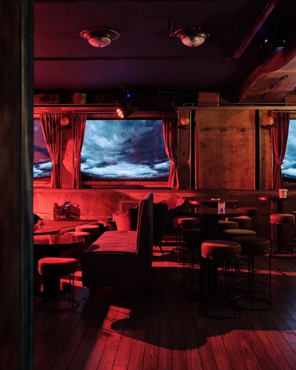 Η θέα από το ...βαγόνι του Doors. 