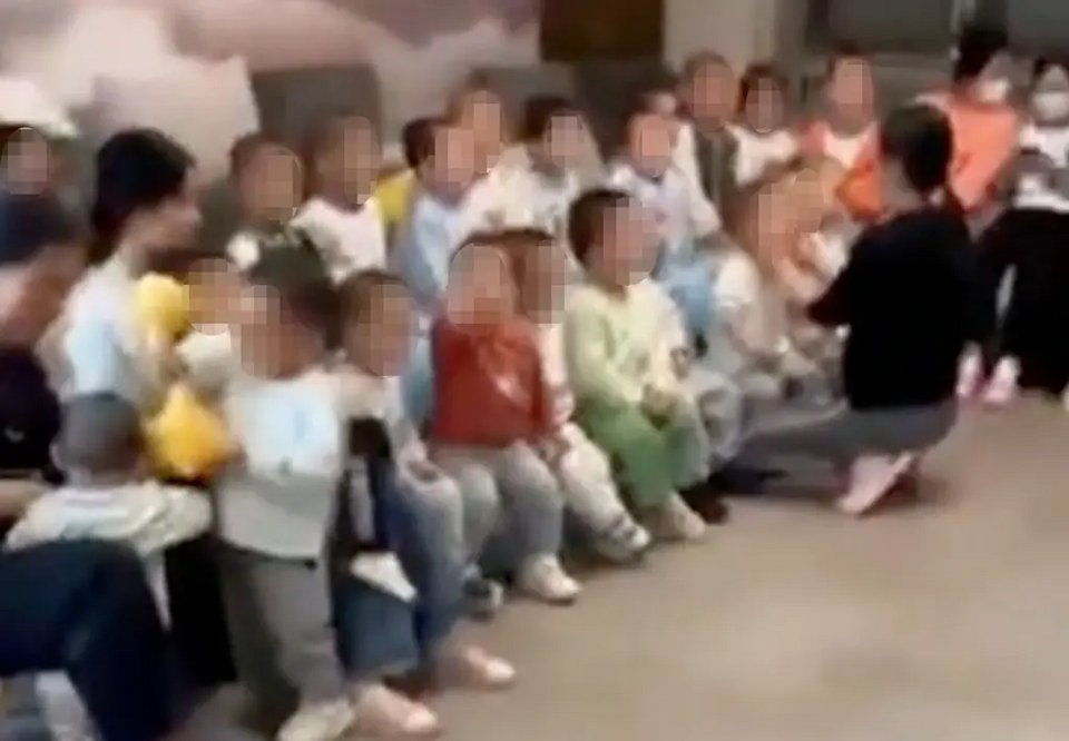 Ορισμένα από τα παιδιά του Κινέζου επιχειρηματία