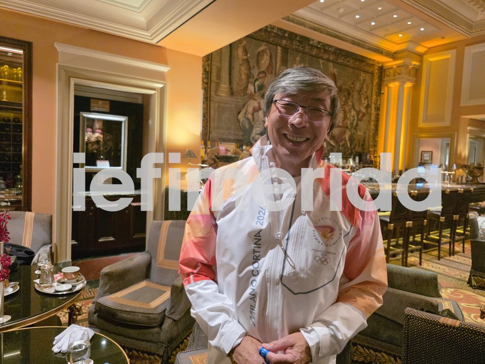 Ο ιδιοκτήτης των LA Times στο ξενοδοχείο Μ. Βρετανία