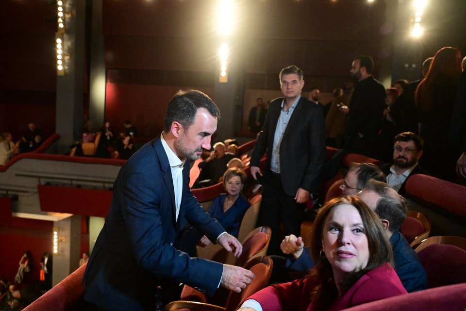 Νέα Αριστερά και ΣΥΡΙΖΑ στο ίδιο box