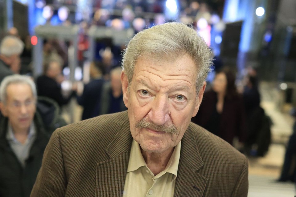 Νίκος Μαρκάτος