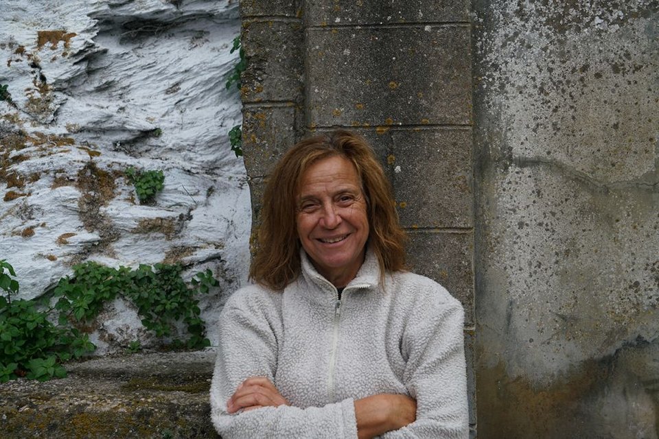 Λυδία Δαμπασίνα «Red Line, Κόκκινη γραμμή, Ligne rouge» -Έκθεση στη Δημοτική Πινακοθήκη Χανίων