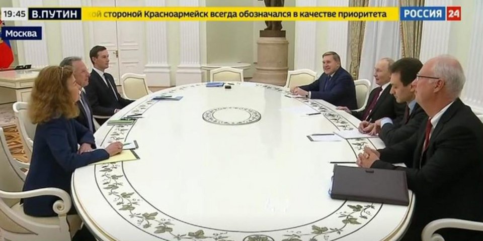 Σε εξέλιξη η συνάντηση στο Κρεμλίνο