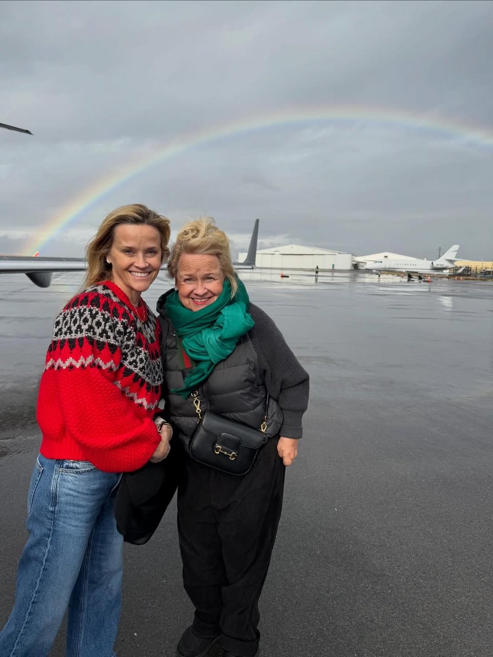 Με την μητέρα της 