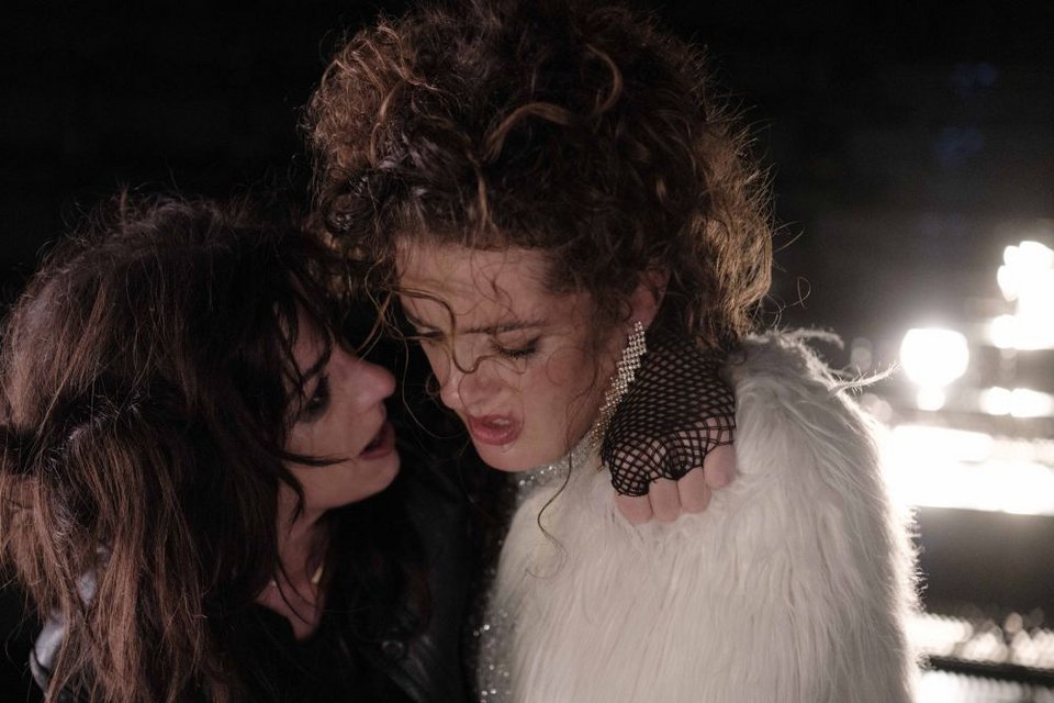 Η Ηλέκτρα του Σοφοκλή με Λουκία Μιχαλοπούλου, Γρηγορία Μεθενίτη,  στο θέατρο Πορεία 