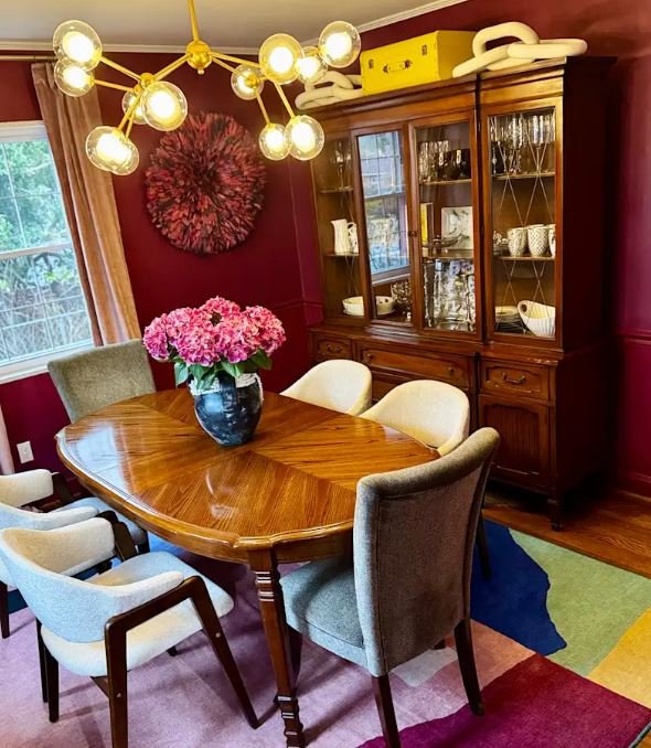 H τραπεζαρία μετά