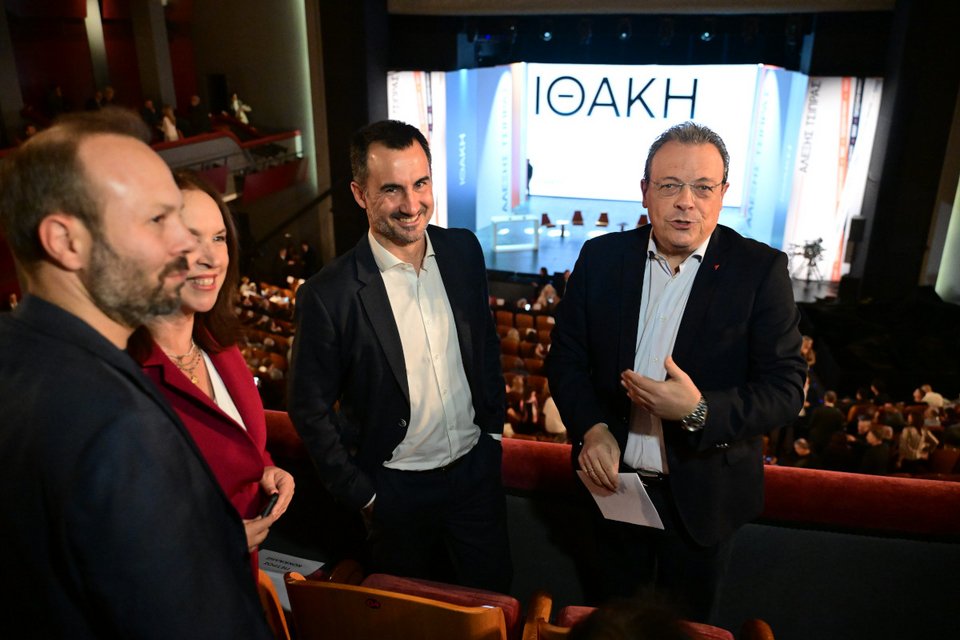 Πηγαδάκι στη παρουσίαση του βιβλίου του Αλέξη Τσίπρα / Φωτογραφία EUROKINISSI 