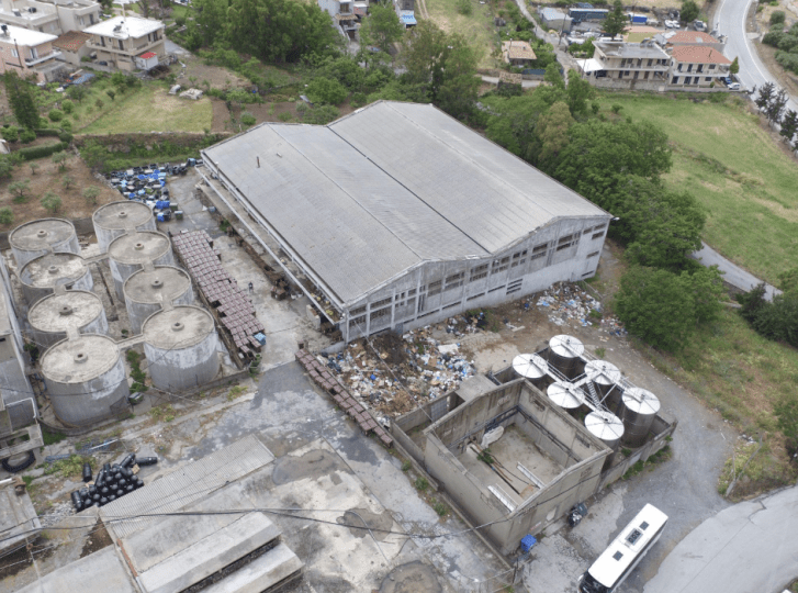 Οι εγκαταστάσεις του παλαιού εμφιαλωτηρίου όπου θα στεγαστεί το Νέο Αρχαιολογικό Μουσείο Αρχανών