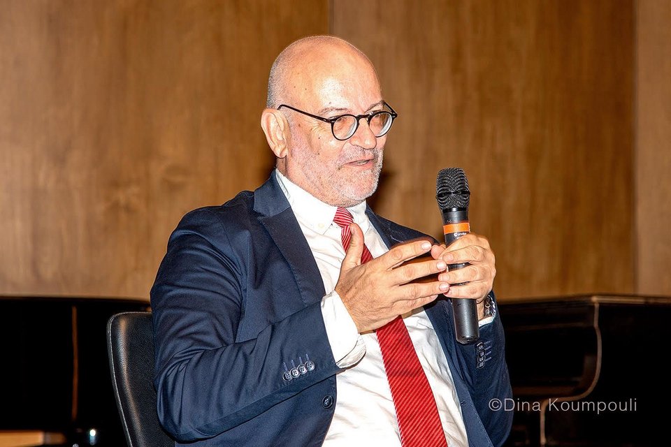 Ο δημοσιογράφος Ηλίας Κανέλλης, εκδότης του Books’ Journal / Φωτογραφία: Dina Koumpouli