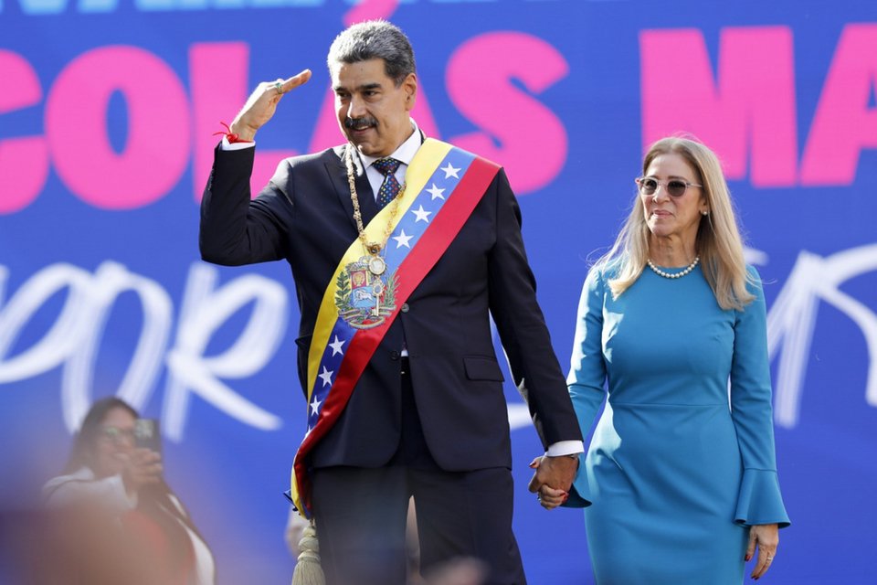  O Νικολάς Μαδούρο με την Σίλια Φλόρες