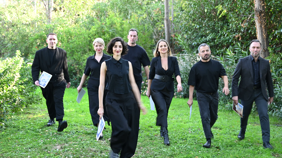 Γιάννης Καλύβας – Καντίντ /  Δανάη Κοντόρα – Κυνεγκόντ /   Χάρης Ανδριανός – Δρ Πάνγλωττος /  Νάντια Κοντογεώργη – Γηραιά κυρία /   Μυρσίνη Μαργαρίτη – Πακέτ /  Γιώργος Ιατρού – Μαξιμίλιαν / Καπετάνιος  Χρήστος Κεχρής – Κυβερνήτης / Βαντερντέντουρ / Ραγκότσκι