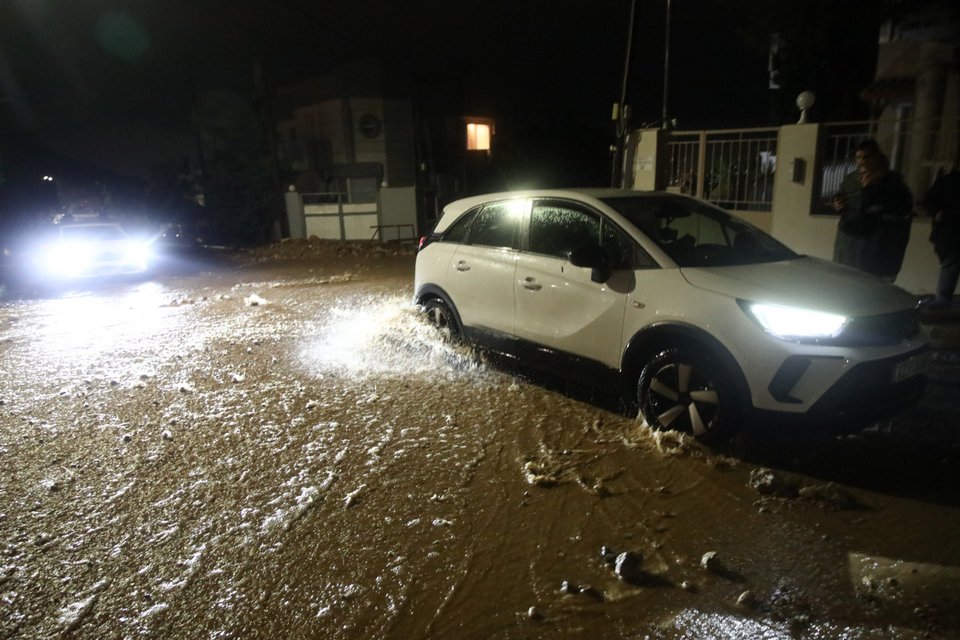Το σημείο που έχασε τη ζωή της η άτυχη γυναίκα / Φωτογραφία EUROKINISSI