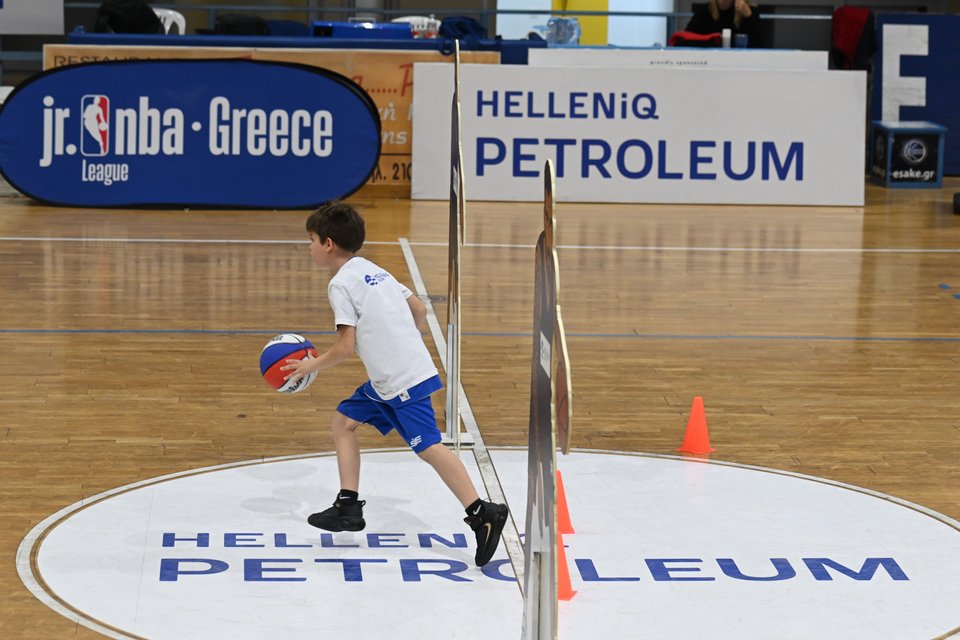 Στιγμιότυπα από τα Jr. NBA Clinics στο 2ο Κλειστό Γυμναστήριο Ελευσίνας «Παναγιώτης Βογιατζής» 