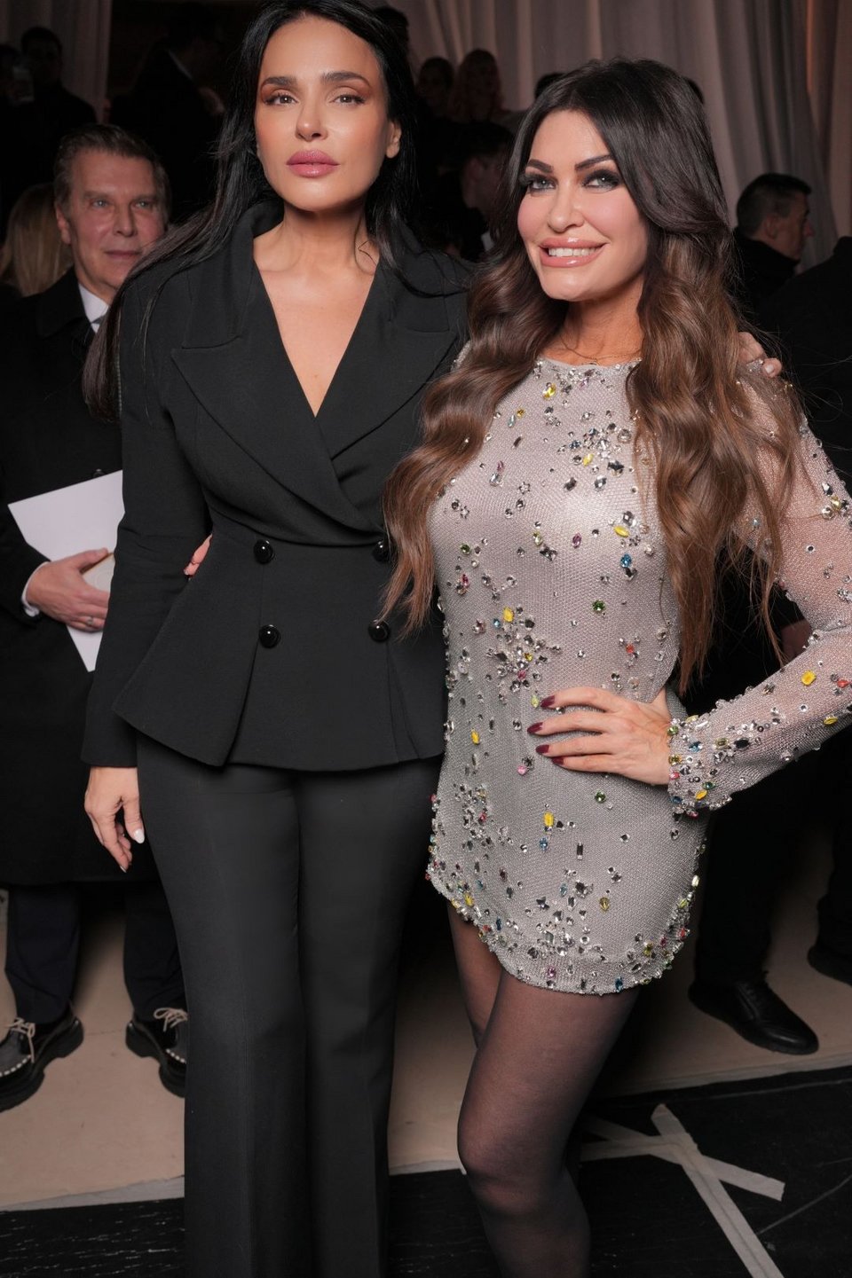 Η διεθνής σχεδιάστρια μόδας Celia Kritharioti παρουσίασε την συλλογή της, με άρωμα Old Hollywood, στην Εβδομάδα Μόδας στο Παρίσι.