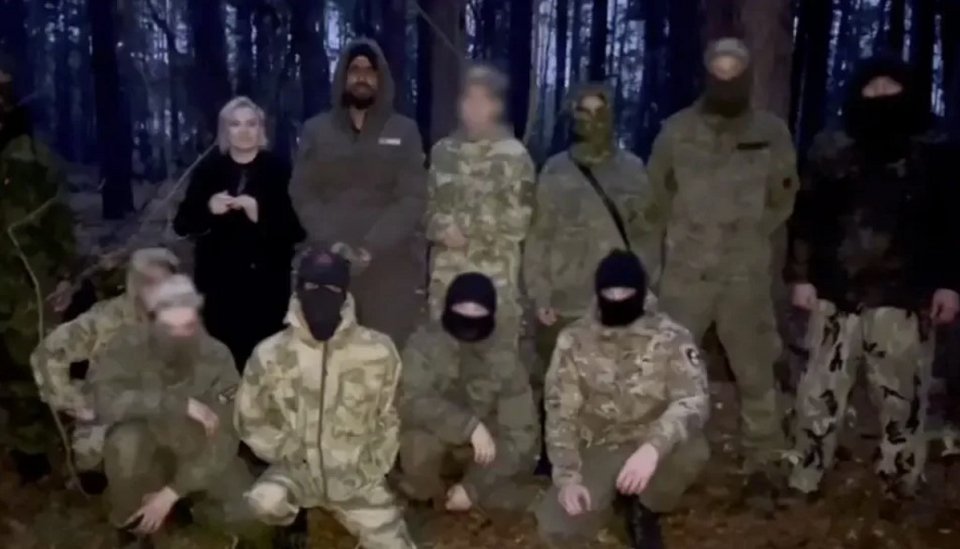 Σύμφωνα με την έρευνα, η ίδια έχει εκδώσει σχεδόν 500 έγγραφα πρόσκλησης που επέτρεψαν σε αλλοδαπούς να εισέλθουν στη Ρωσία και να καταταγούν. Οι οικογένειες τουλάχιστον 12 από αυτούς τους άνδρες λένε ότι οι συγγενείς τους είναι πλέον νεκροί ή αγνοούμενοι / TELEGRAM