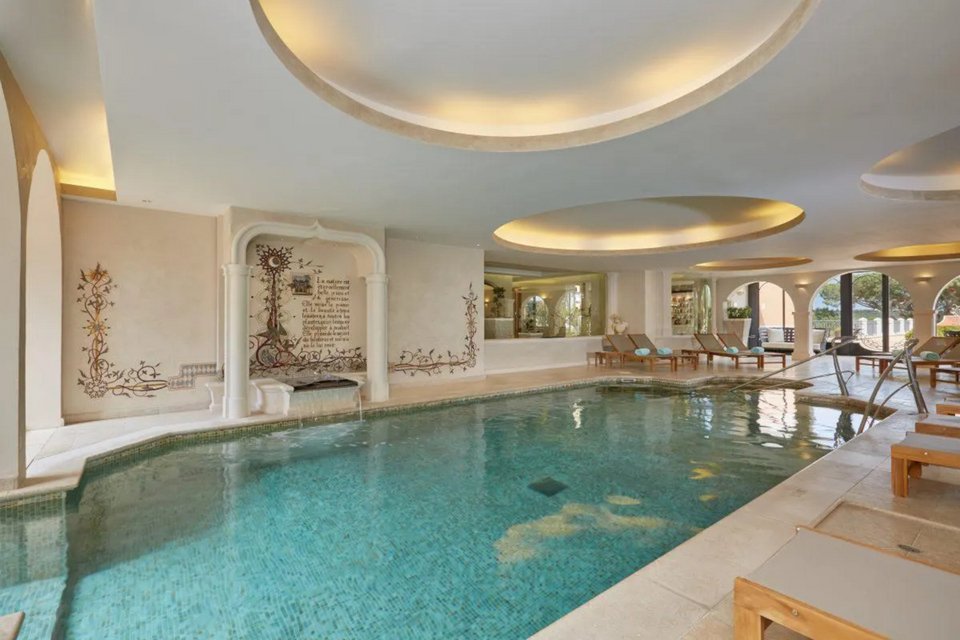 Σπα και πισίνα