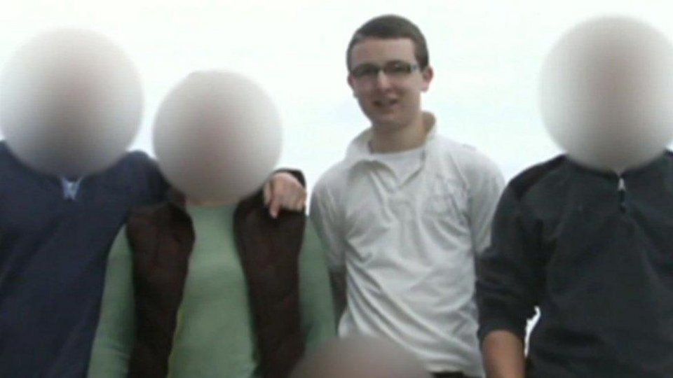 Ο Φριτς Πένι ήταν 28 ετών όταν μίλησε δημόσια για πρώτη φορά με το όνομά του, περιγράφοντας πώς είναι να μεγαλώνεις μέσα σε μια κλειστή, αυστηρά ρυθμισμένη θρησκευτική κοινότητα και να συνειδητοποιείς ότι είσαι ομοφυλόφιλος / FACEBOOK